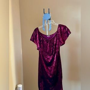 Beautiful maroon soft velvet off the shoulder dress for school dances. 1x